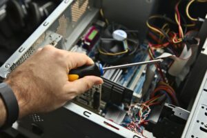 How do I troubleshoot hardware or software problems?